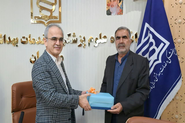 برگزاری مراسم تجلیل از داوطلبین حوزه مشارکت های مردمی و سمن های برتر استان در دانشگاه علوم پزشکی مازندران
