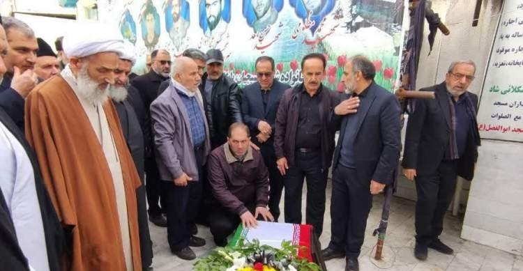 پیکر مطهر مادر شهیدان والامقام کلانتری در ساری تشییع شد