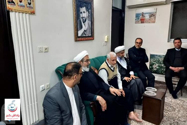 دیدار مدیرکل بنیاد مازندران و رئیس سازمان قضایی نیروهای مسلح با والدین معزز شهید مدافع امنیت مصطفی نوروزی
