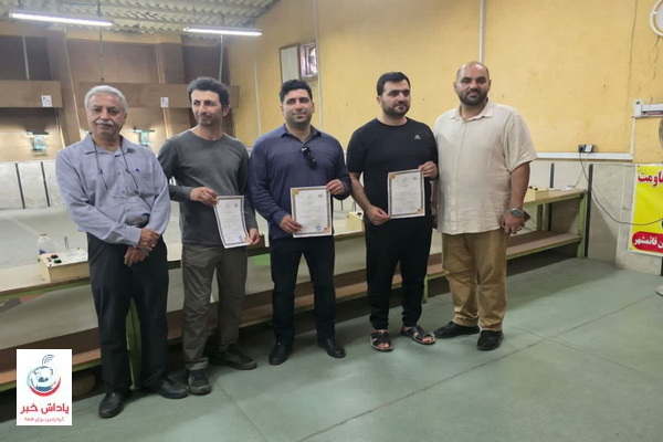 تیراندازان نوجوان گل کاشتند